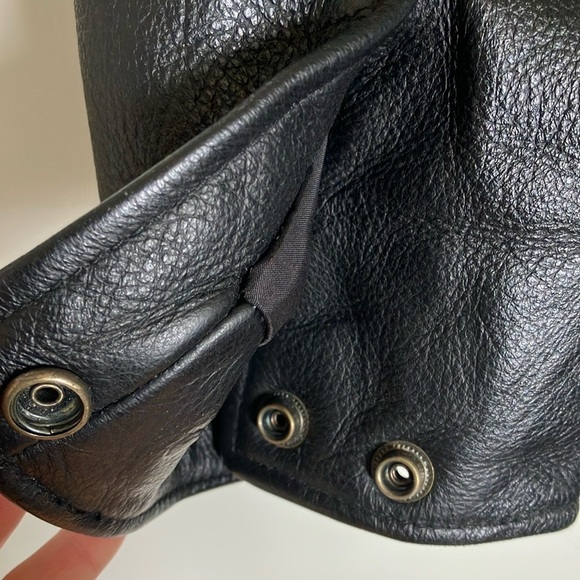 Wilsons Leather Black Jacket for Men - Picture 9 of 9